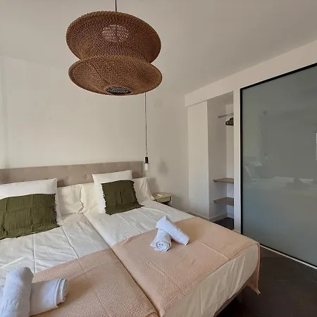 Apartmán Cruz Conde Deluxe *